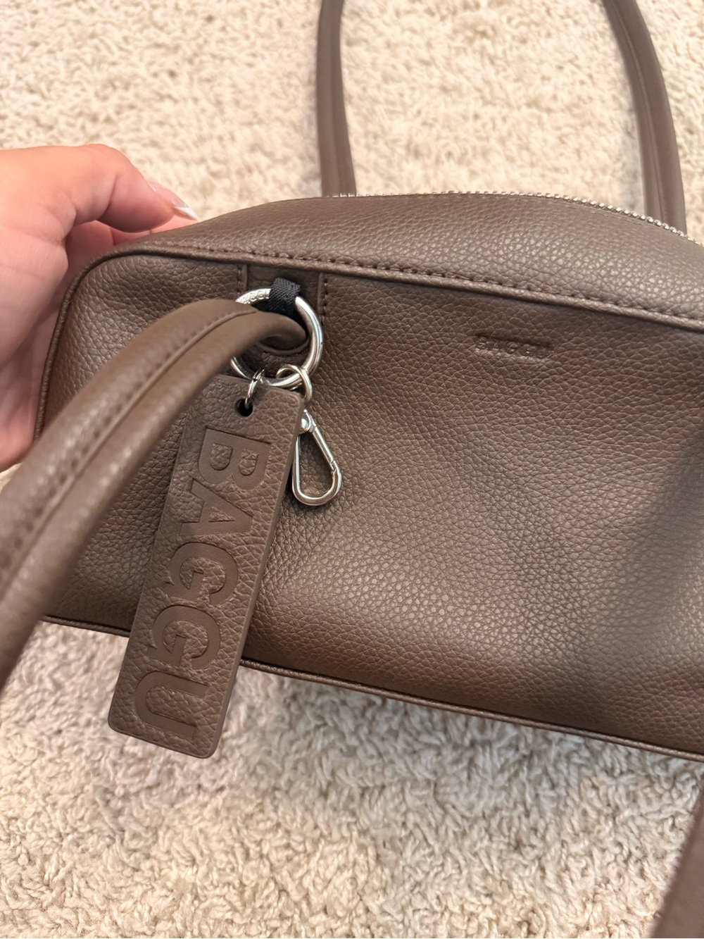 Baggu Small Brown Leather Shoulder Bag - Picture 9 of 9